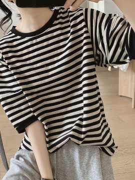 Crew Neck Striped T-Shirt, Random Print Casual Top For Summer & Spring, Women's Clothing
